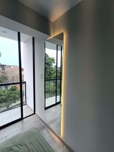 Ventanas de aluminio negro